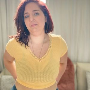 Pretty Lace Ribbed Crop Top